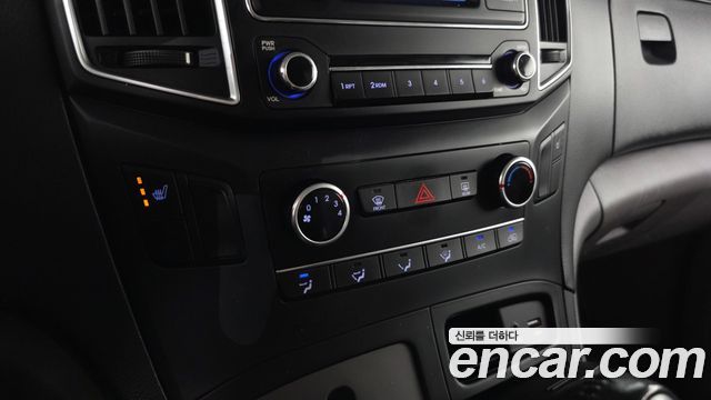 Hyundai Grand Starex Van 5-Seater Smart 2021 — фото 15