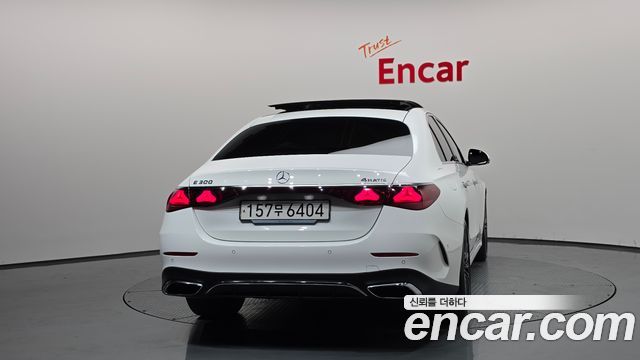 Mercedes-Benz E-Class (W214) E300 4MATIC AMG Line 2024 — фото 4