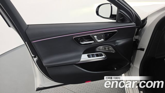 Mercedes-Benz E-Class (W214) E300 4MATIC AMG Line 2024 — фото 30