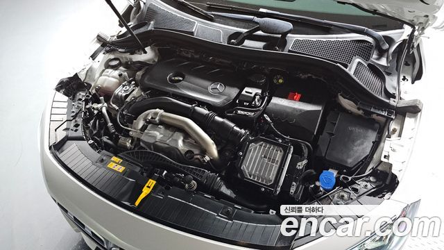 Mercedes-Benz GLA-Class (H247) GLA250 4MATIC 2026 — фото 6