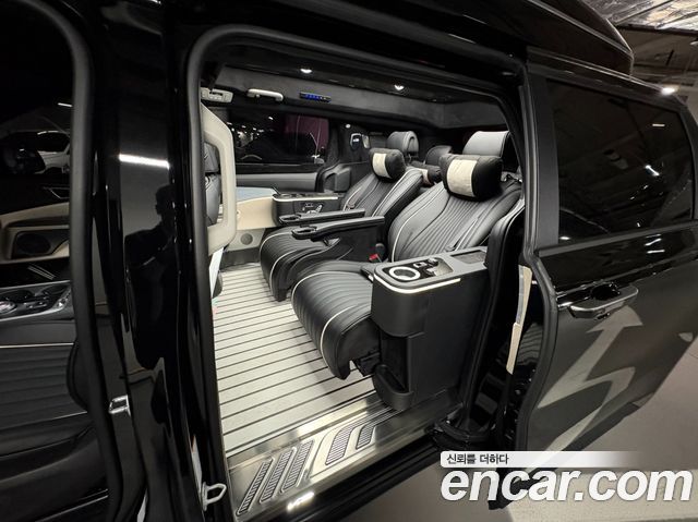 Kia Carnival (IV) HEV 9-Seater Hi-Limousine (Special vehicle) 2026 — фото 10