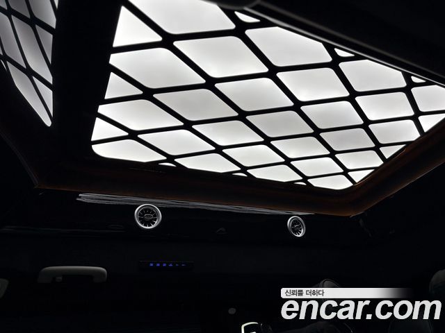 Kia Carnival (IV) HEV 9-Seater Hi-Limousine (Special vehicle) 2026 — фото 17