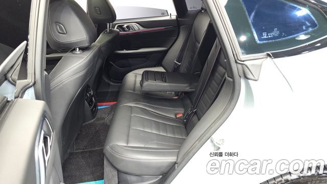 BMW 4 Series (G22) 420i M Sport Pro Gran Coupe 2025 — фото 11