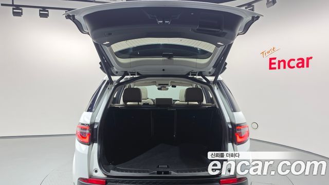 Land Rover Discovery Sport (II) P250 SE 2023 — фото 27