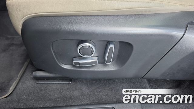 Land Rover Discovery Sport (II) P250 SE 2023 — фото 31