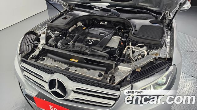 Mercedes-Benz GLC-Class (X253) GLC300 4MATIC 2019 — фото 6