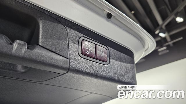 Mercedes-Benz GLC-Class (X253) GLC300 4MATIC 2019 — фото 20