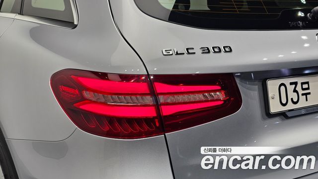 Mercedes-Benz GLC-Class (X253) GLC300 4MATIC 2019 — фото 23