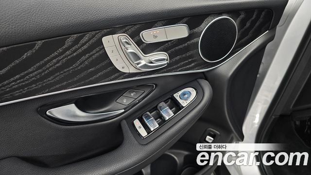 Mercedes-Benz GLC-Class (X253) GLC300 4MATIC 2019 — фото 29