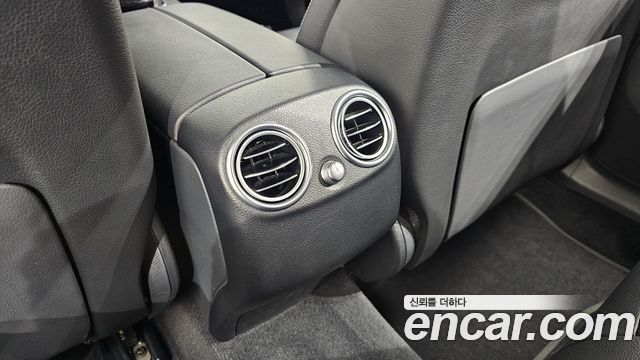 Mercedes-Benz GLC-Class (X253) GLC300 4MATIC 2019 — фото 34