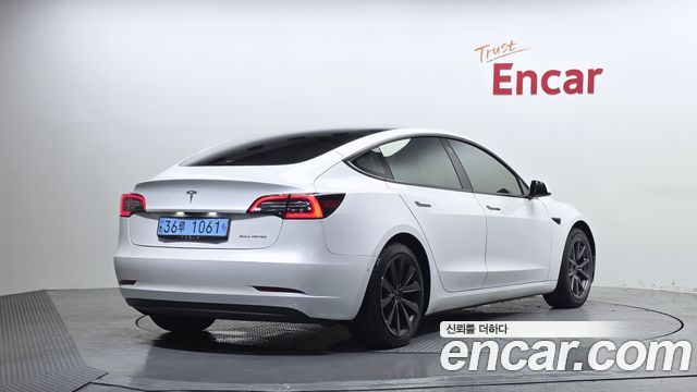 Tesla Model 3 Standard Range Plue RWD 2021 — фото 2