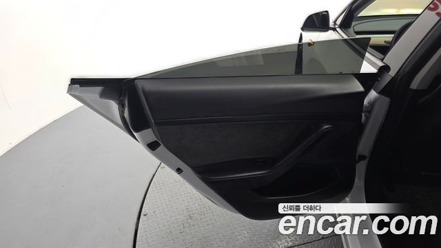 Tesla Model 3 Standard Range Plue RWD 2021 — фото 25
