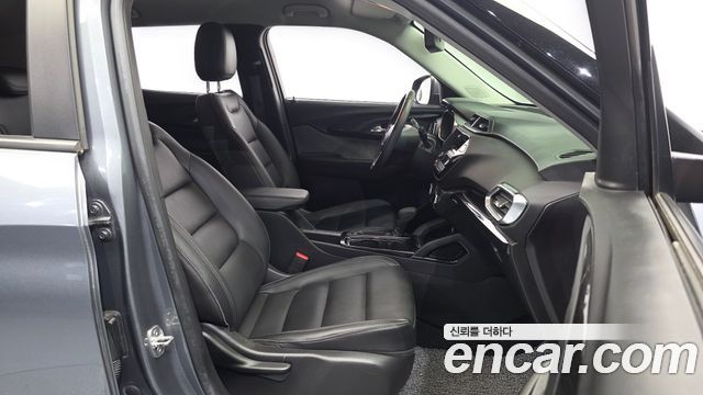 Chevrolet Trailblazer 1.3 Turbo 2WD LT 2022 — фото 26
