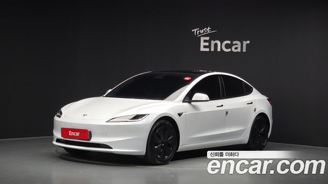 Tesla Model 3 RWD