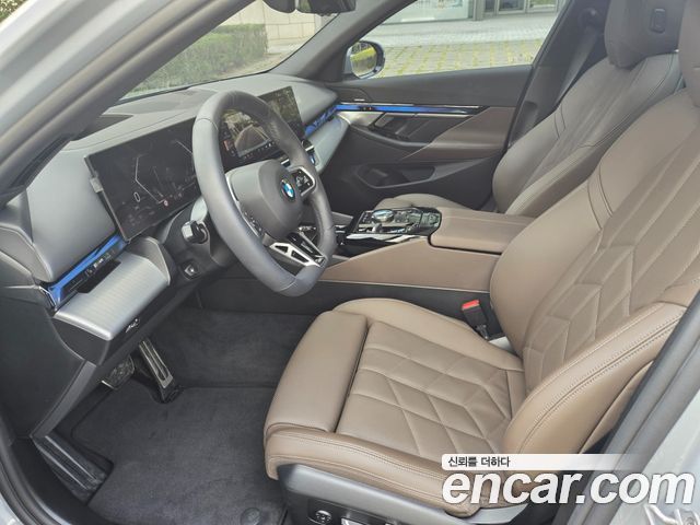 BMW 5 Series (G60) 520i M Sport 2025 — фото 10