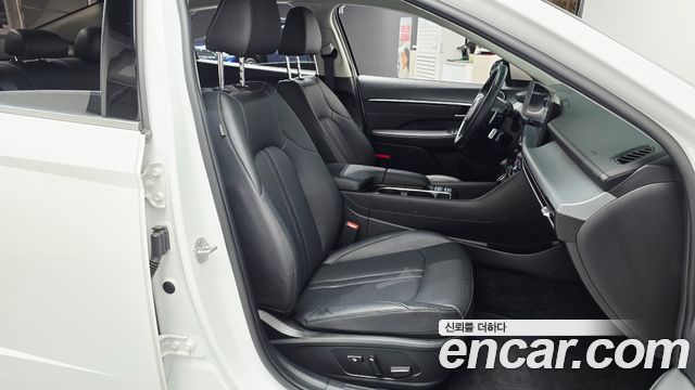 Hyundai Sonata The Edge (DN8) 2.0 Exclusive 2024 — фото 26