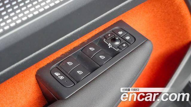 Volvo XC40 T4 R-Design 2020 — фото 29