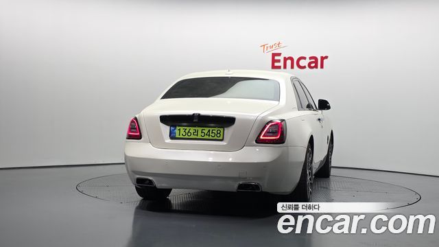 Rolls-Royce Ghost 6.6 V12 2014 — фото 4