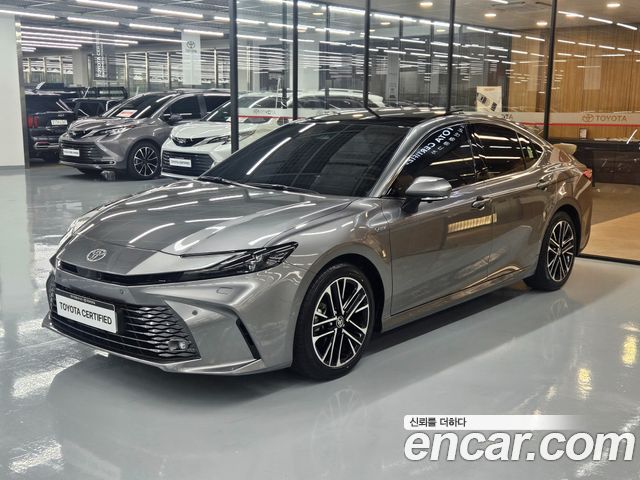 Toyota Camry (XV80) 2.5 XLE Premium Hybrid