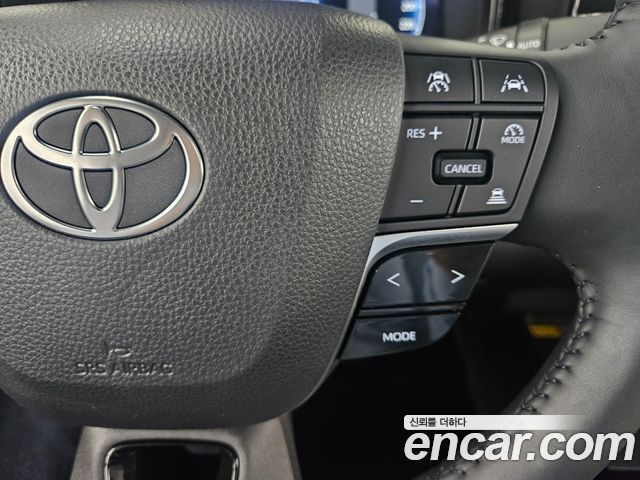 Toyota Camry (XV80) 2.5 XLE Premium Hybrid 2025 — фото 8