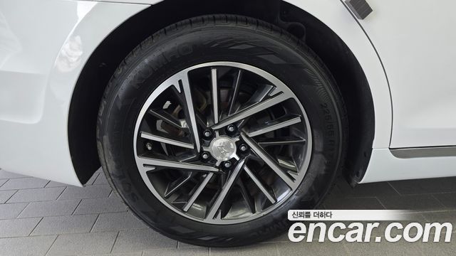 Hyundai Grandeur (IG) 3.0 LPi Rent Car Premium 2023 — фото 5