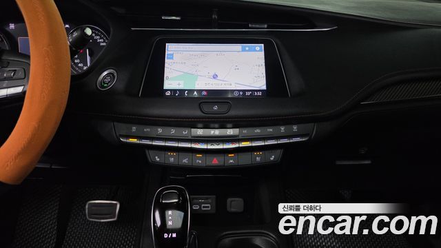 Cadillac XT4 2.0 Sport AWD 2023 — фото 14