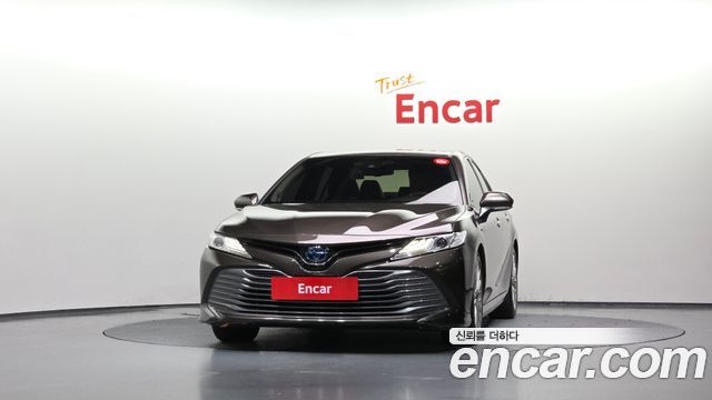Toyota Camry (XV70) 2.5 XLE Hybrid 2018 — фото 3