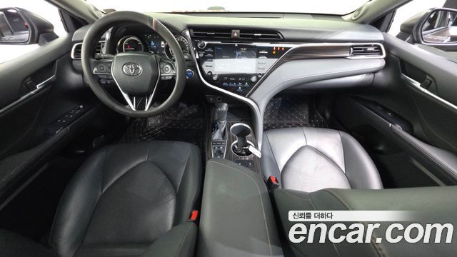 Toyota Camry (XV70) 2.5 XLE Hybrid 2018 — фото 7