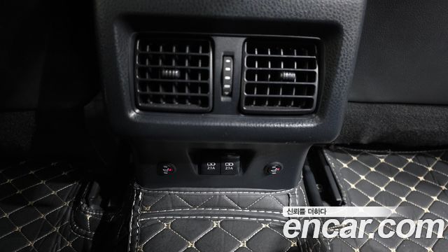 Toyota Camry (XV70) 2.5 XLE Hybrid 2018 — фото 18