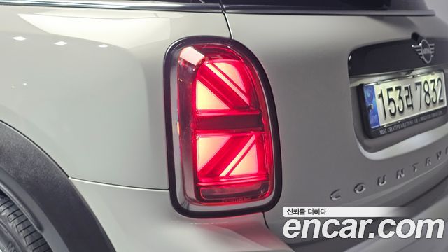 MINI Cooper Countryman Classic Plus Lite 2nd 2022 — фото 23