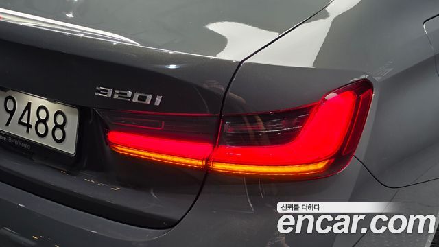 BMW 3 Series (G20) 320i M Sport 2025 — фото 23
