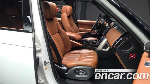 Land Rover Range Rover (IV) 4.4 SDV8 AB DIESEL 2016 — фото 11