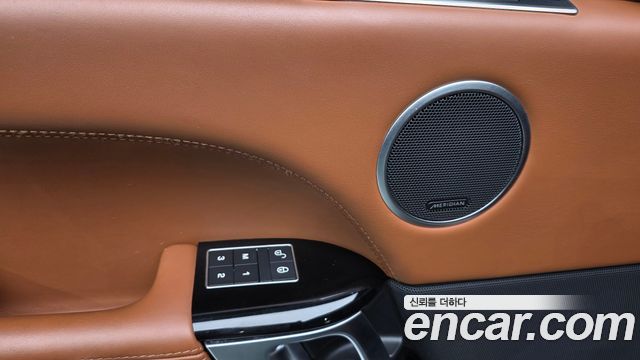Land Rover Range Rover (IV) 4.4 SDV8 AB DIESEL 2016 — фото 19