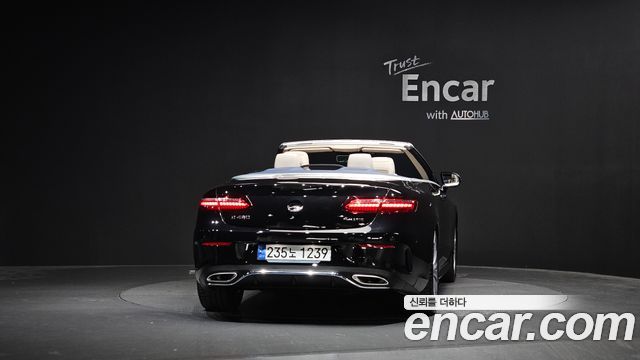 Mercedes-Benz E-Class (W213) E450 4MATIC Cabriolet 2023 — фото 4
