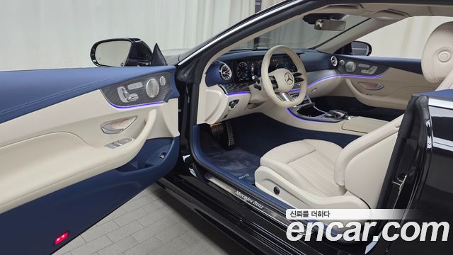 Mercedes-Benz E-Class (W213) E450 4MATIC Cabriolet 2023 — фото 10