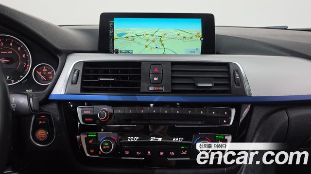 BMW 3 Series (F30) 320i M Sport 2016 — фото 15
