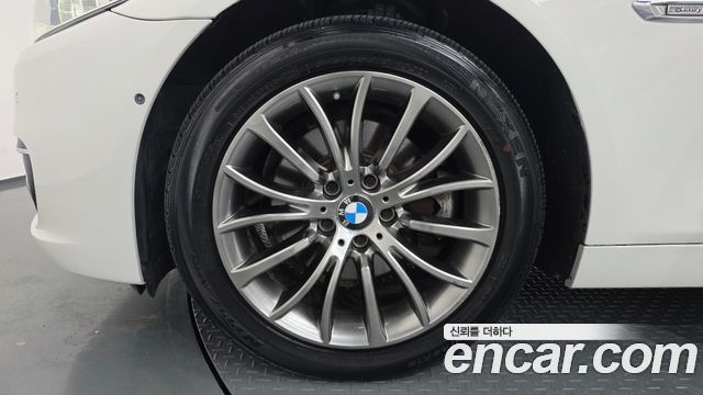 BMW 5 Series (F10) 528i xDrive Luxury 2014 — фото 5