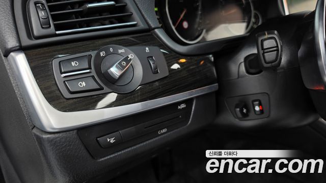 BMW 5 Series (F10) 528i xDrive Luxury 2014 — фото 20