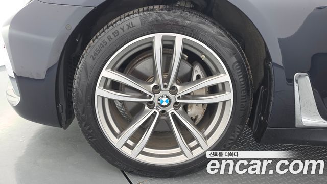 BMW 7 Series (G11) 740Li xDrive M Sport Package 2017 — фото 5