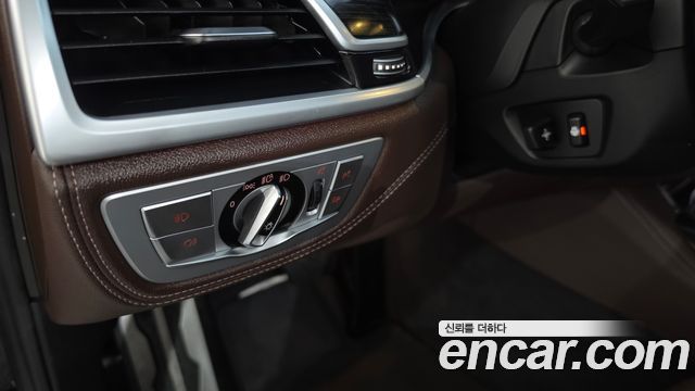 BMW 7 Series (G11) 740Li xDrive M Sport Package 2017 — фото 24