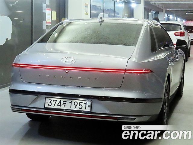 Hyundai Grandeur (GN7) 3.5 LPG 2WD (Taxi) Deluxe 2023 — фото 2