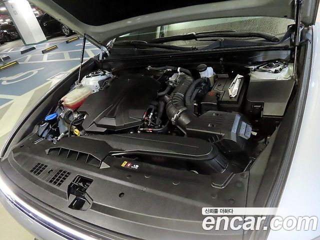 Hyundai Grandeur (GN7) 3.5 LPG 2WD (Taxi) Deluxe 2023 — фото 6