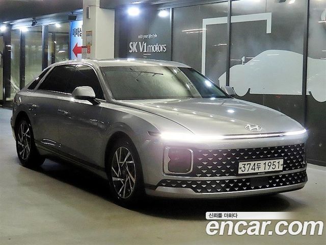 Hyundai Grandeur (GN7) 3.5 LPG 2WD (Taxi) Deluxe 2023 — фото 24