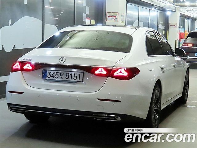 Mercedes-Benz E-Class (W214) E200 Avantgarde 2024 — фото 4