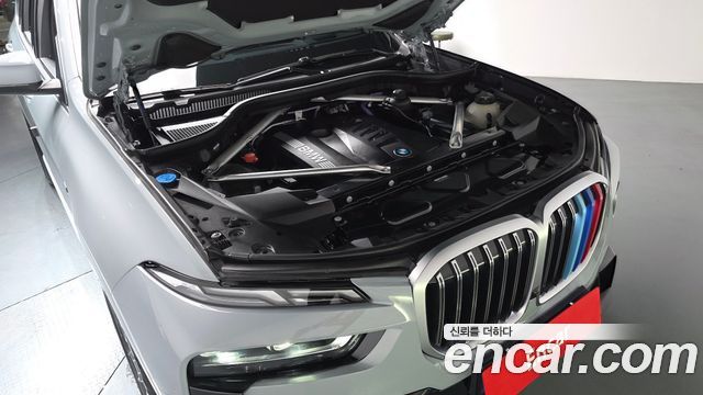 BMW X7 (G07) xDrive 40i M Sport 6STR 2024 — фото 6