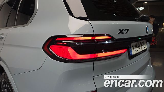 BMW X7 (G07) xDrive 40i M Sport 6STR 2024 — фото 23
