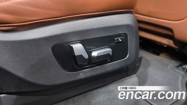 BMW X7 (G07) xDrive 40i M Sport 6STR 2024 — фото 31