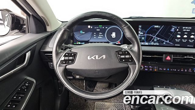 Kia EV6 Long Range Light 2022 — фото 13