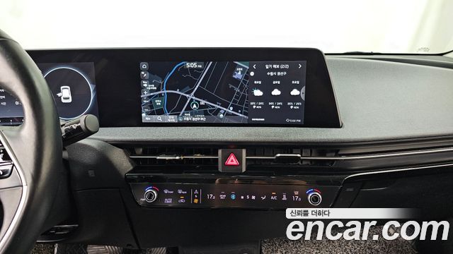 Kia EV6 Long Range Light 2022 — фото 14
