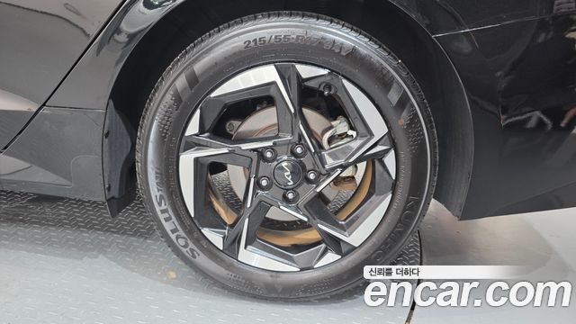 Kia K5 (III) 2.0 Prestige 2024 — фото 21